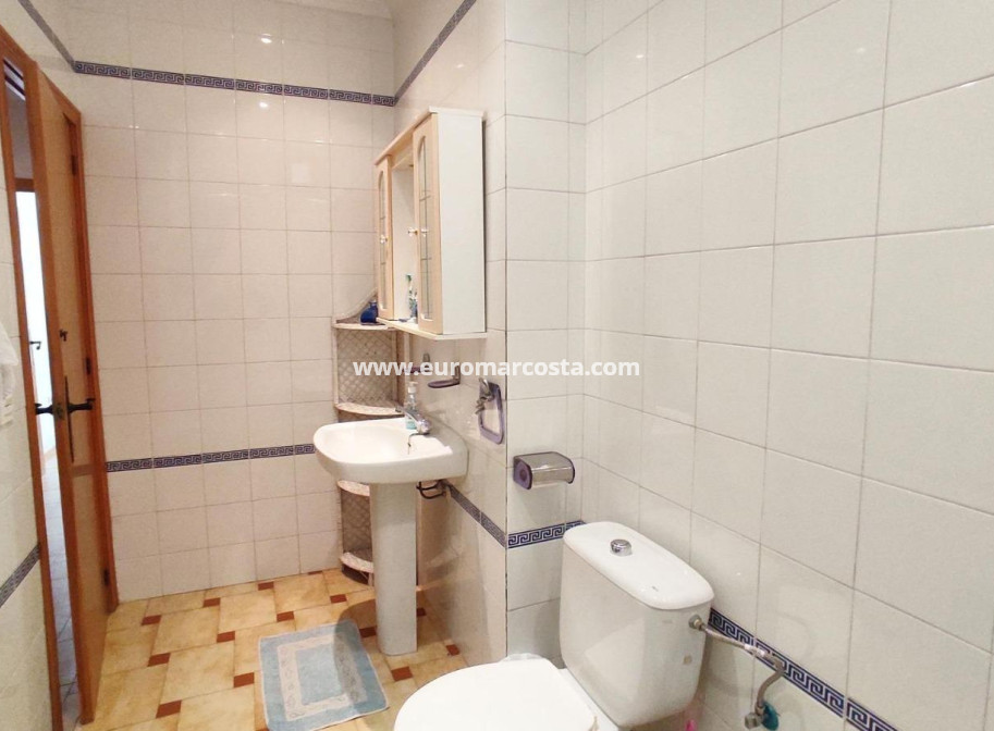 Sale - Apartment / flat - Torrevieja - TORREVIEJA