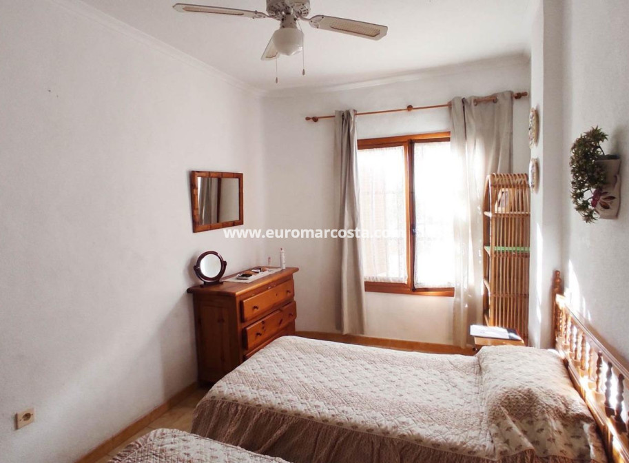 Sale - Apartment / flat - Torrevieja - TORREVIEJA