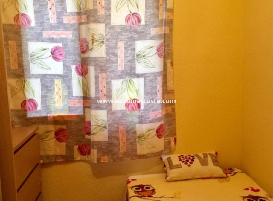 Objekte zum Wiederverkauf - Bungalow - Torrevieja - TORREVIEJA