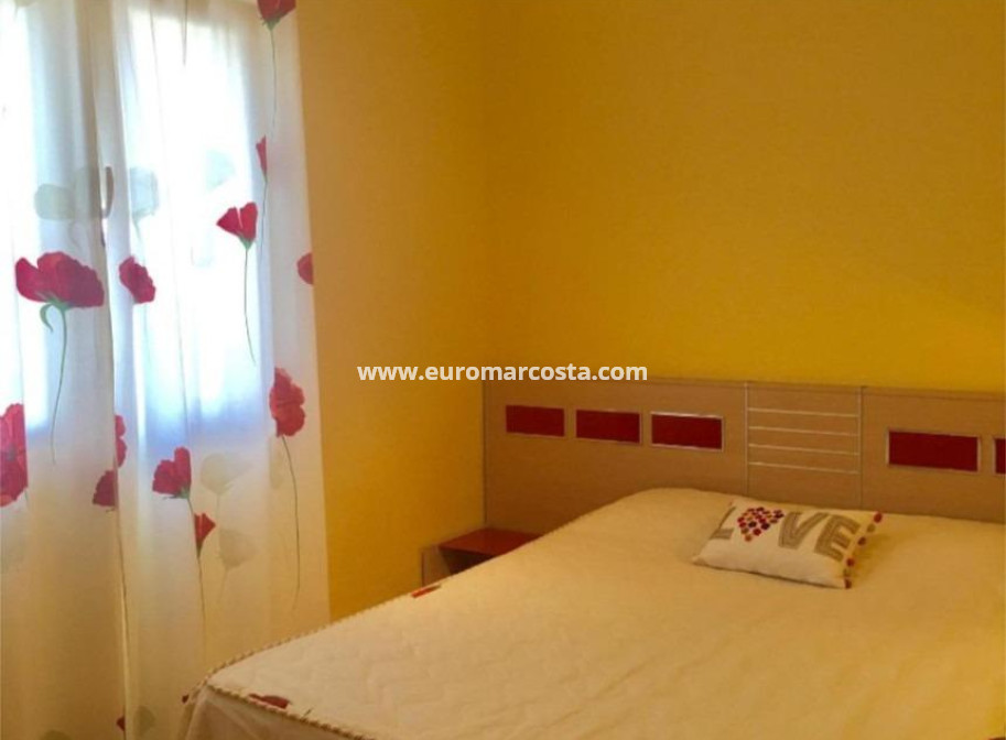 Objekte zum Wiederverkauf - Bungalow - Torrevieja - TORREVIEJA