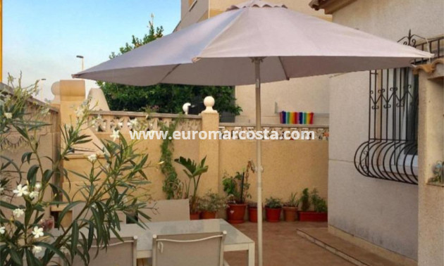 Objekte zum Wiederverkauf - Bungalow - Torrevieja - TORREVIEJA