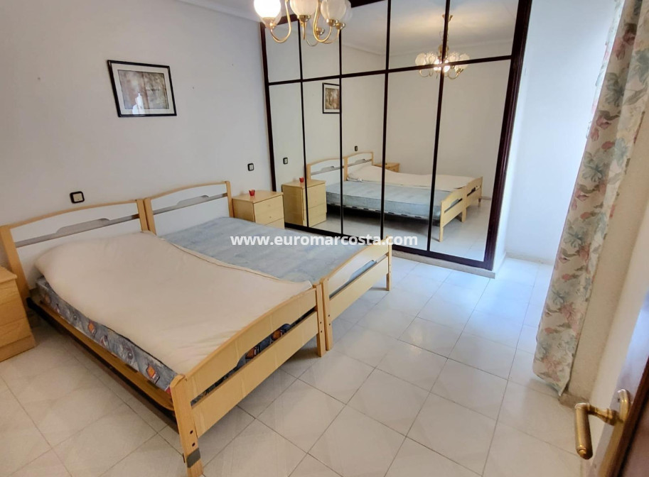 Objekte zum Wiederverkauf - Wohnung - Torrevieja - TORREVIEJA