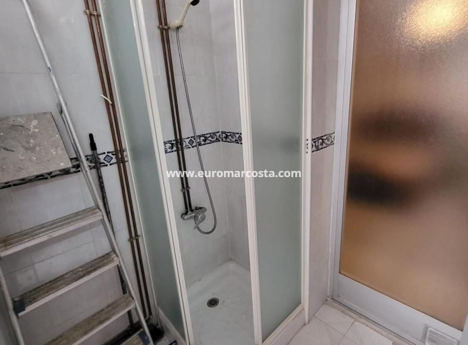 Objekte zum Wiederverkauf - Wohnung - Torrevieja - TORREVIEJA