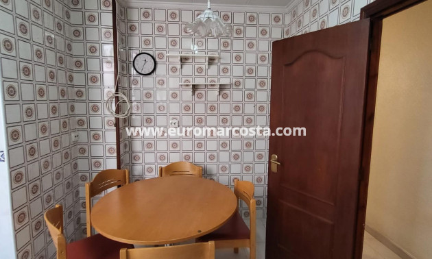 Objekte zum Wiederverkauf - Wohnung - Torrevieja - TORREVIEJA