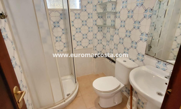 Objekte zum Wiederverkauf - Wohnung - Torrevieja - TORREVIEJA