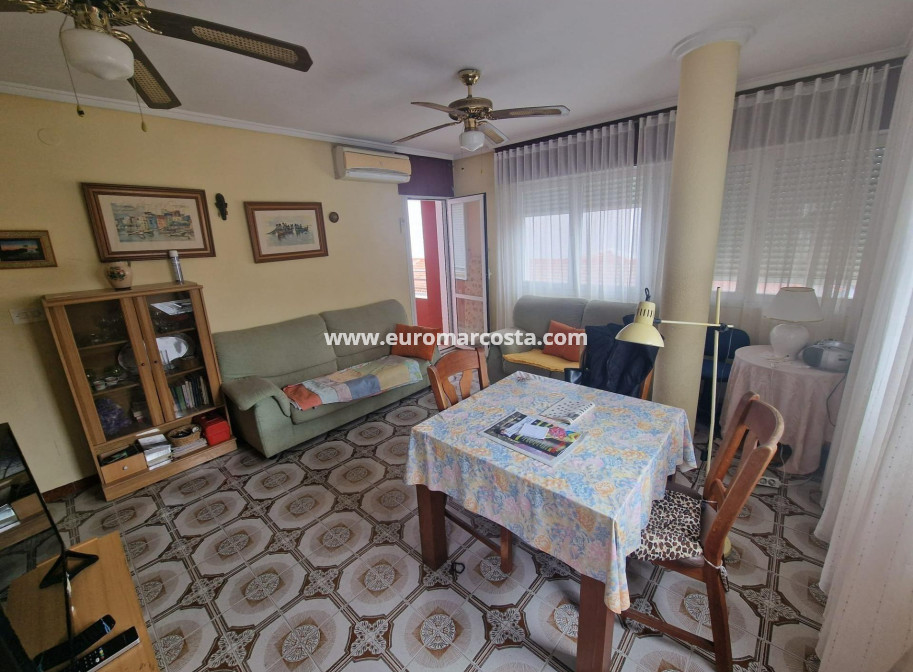 Objekte zum Wiederverkauf - Wohnung - Torrevieja - TORREVIEJA