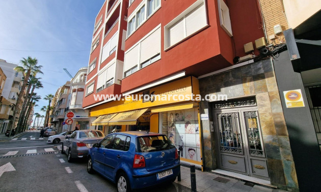 Objekte zum Wiederverkauf - Wohnung - Torrevieja - TORREVIEJA
