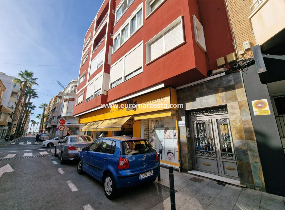 Objekte zum Wiederverkauf - Wohnung - Torrevieja - TORREVIEJA
