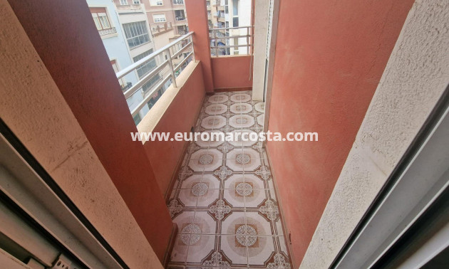 Objekte zum Wiederverkauf - Wohnung - Torrevieja - TORREVIEJA
