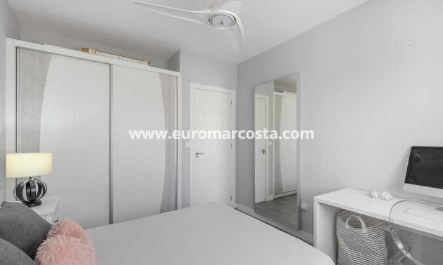Venta - Apartamento / piso - Torrevieja - La Mata