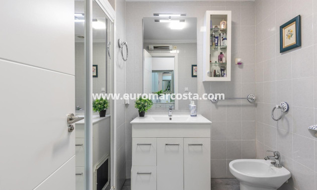 Venta - Apartamento / piso - Torrevieja - La Mata