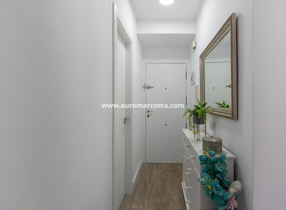 Venta - Apartamento / piso - Torrevieja - La Mata