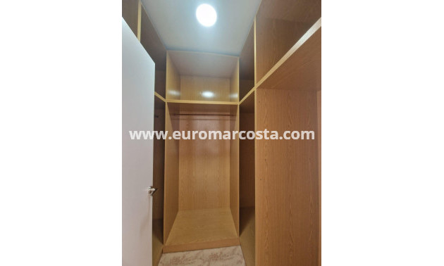 Sale - Tripex - Orihuela Costa