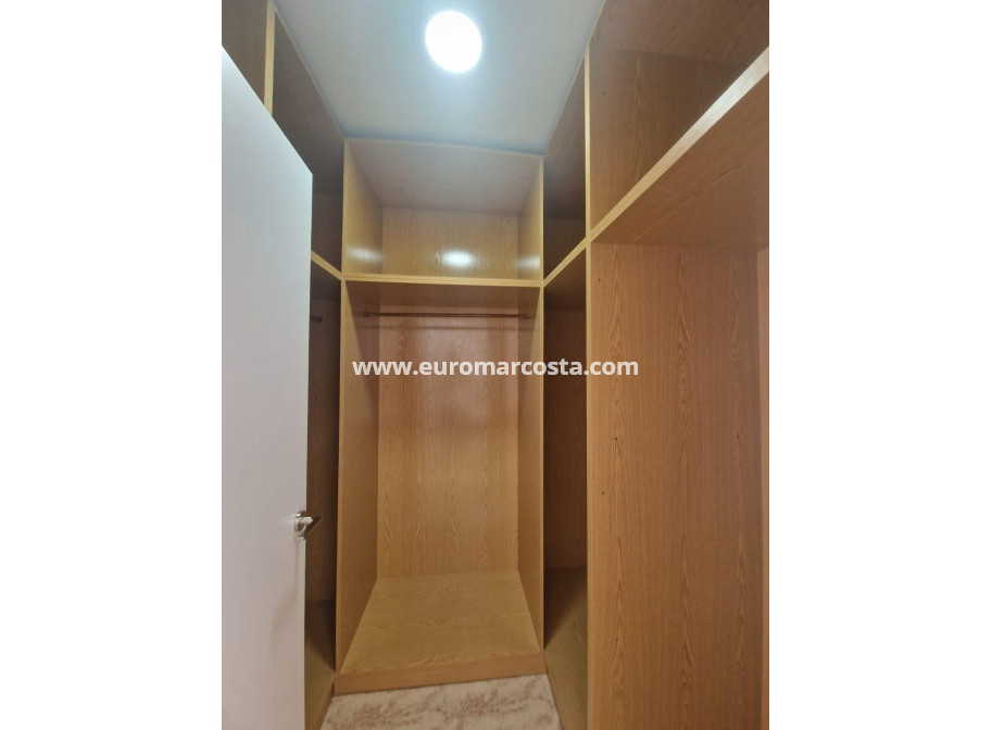 Sale - Tripex - Orihuela Costa