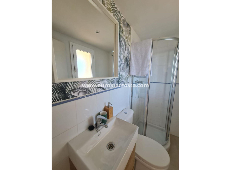 Objekte zum Wiederverkauf - Wohnung - Torrevieja - TORREVIEJA