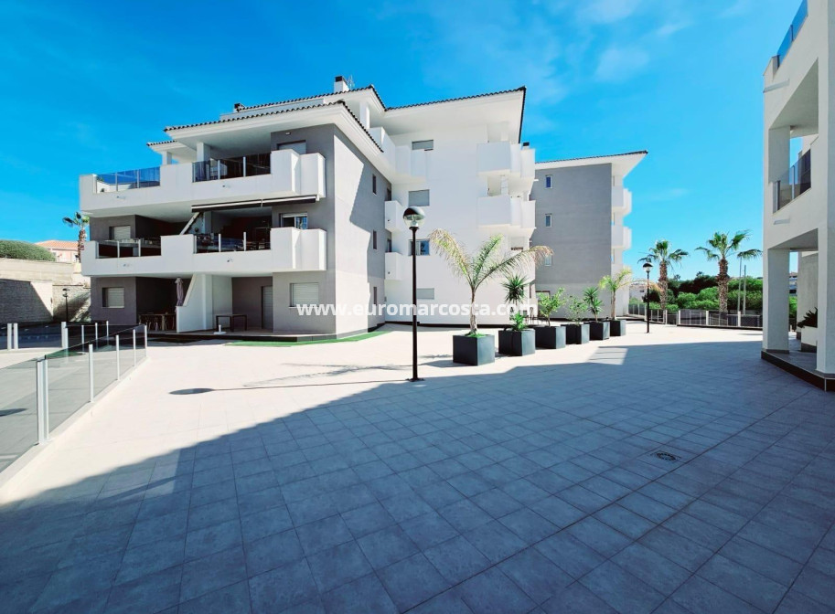 Objekte zum Wiederverkauf - Wohnung - Torrevieja - TORREVIEJA