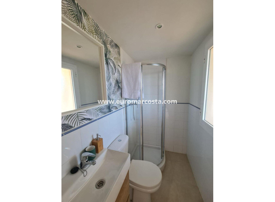 Objekte zum Wiederverkauf - Wohnung - Torrevieja - TORREVIEJA