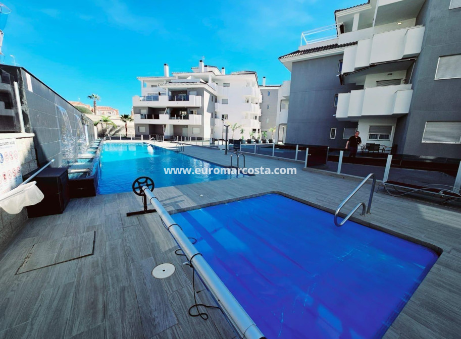 Objekte zum Wiederverkauf - Wohnung - Torrevieja - TORREVIEJA