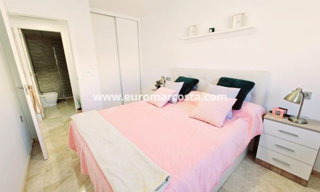 Objekte zum Wiederverkauf - Wohnung - Torrevieja - TORREVIEJA