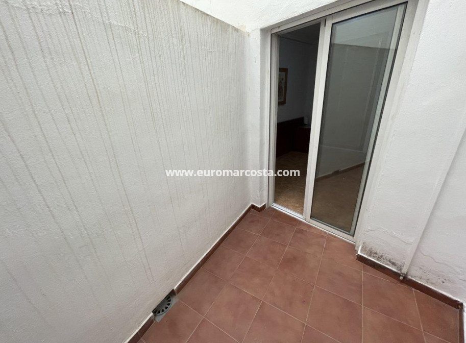 Objekte zum Wiederverkauf - Wohnung - Torrevieja - TORREVIEJA