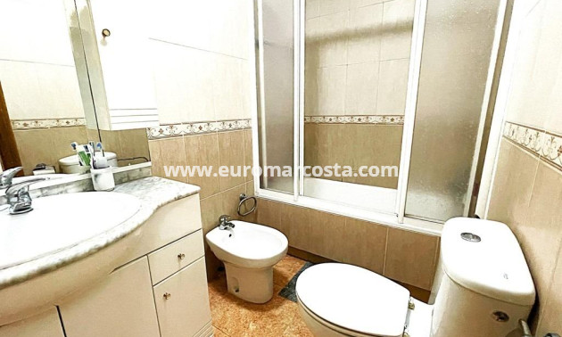 Objekte zum Wiederverkauf - Wohnung - Torrevieja - TORREVIEJA