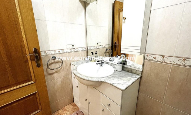 Objekte zum Wiederverkauf - Wohnung - Torrevieja - TORREVIEJA