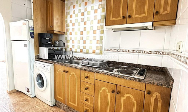 Objekte zum Wiederverkauf - Wohnung - Torrevieja - TORREVIEJA
