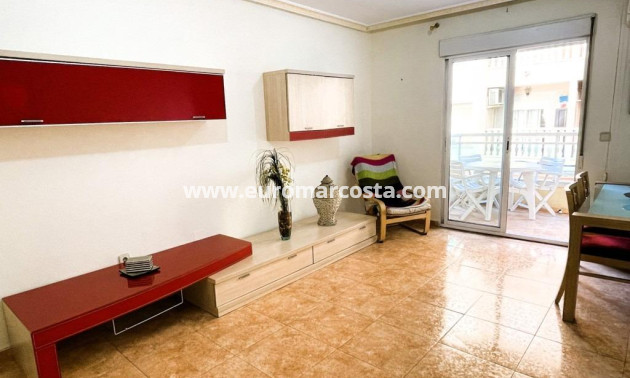 Objekte zum Wiederverkauf - Wohnung - Torrevieja - TORREVIEJA