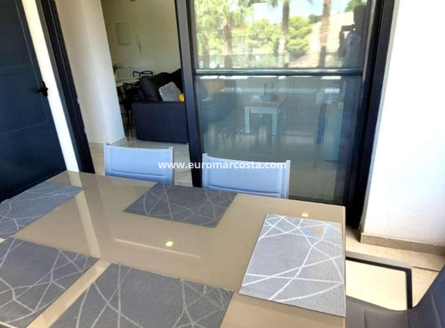 Sale - Apartment / flat - Orihuela Costa