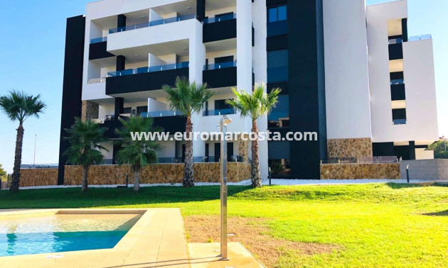 Sale - Apartment / flat - Orihuela Costa