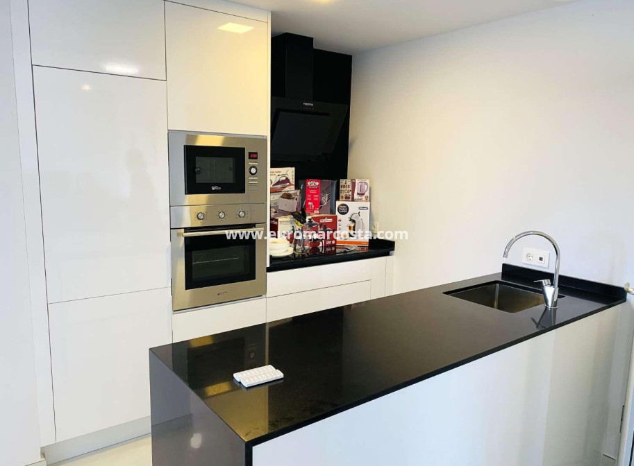 Sale - Apartment / flat - Orihuela Costa