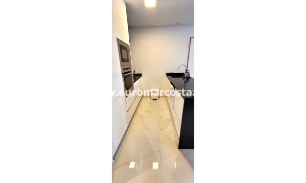 Sale - Apartment / flat - Orihuela Costa