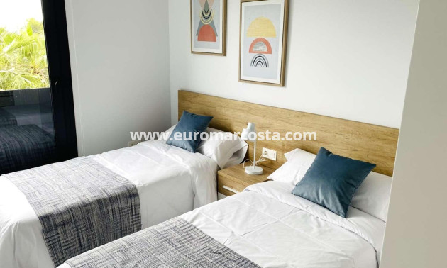 Sale - Apartment / flat - Orihuela Costa