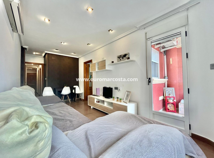 Objekte zum Wiederverkauf - Wohnung - Torrevieja - TORREVIEJA