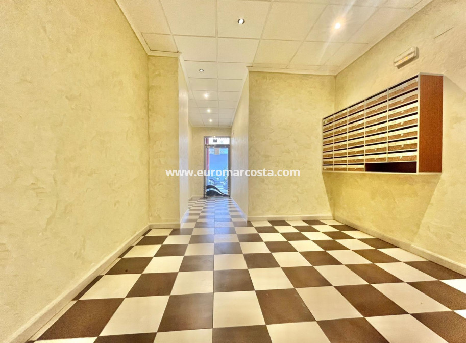 Objekte zum Wiederverkauf - Wohnung - Torrevieja - TORREVIEJA