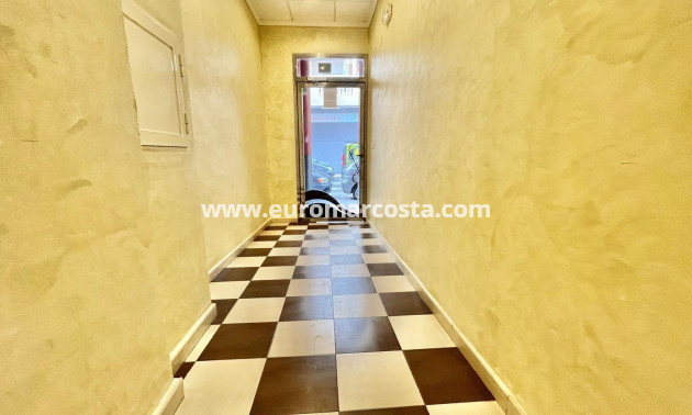 Objekte zum Wiederverkauf - Wohnung - Torrevieja - TORREVIEJA