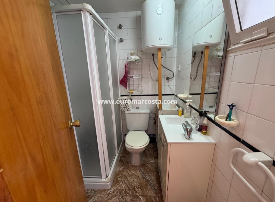 Objekte zum Wiederverkauf - Wohnung - Torrevieja - La Mata