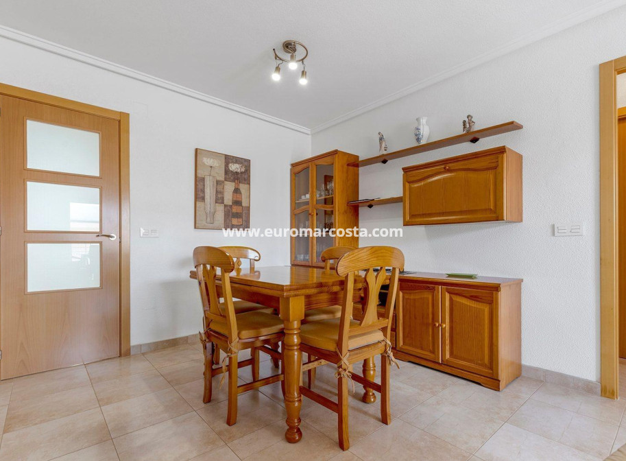 Venta - Apartamento / piso - Torrevieja - TORREVIEJA