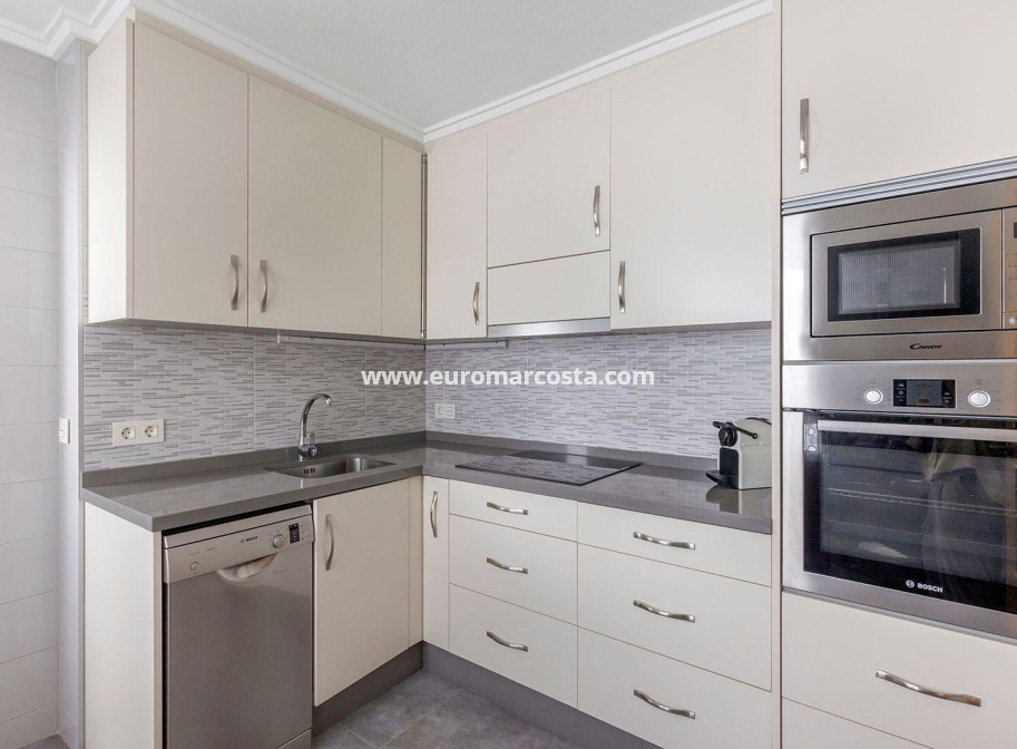Venta - Apartamento / piso - Torrevieja - TORREVIEJA