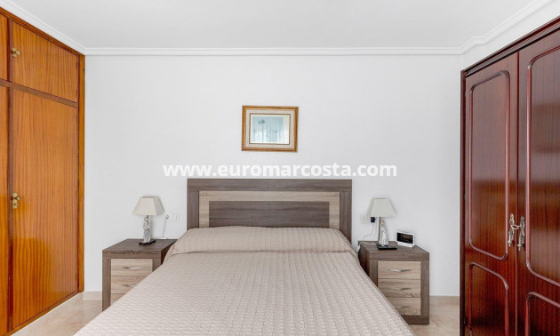 Venta - Apartamento / piso - Torrevieja - TORREVIEJA