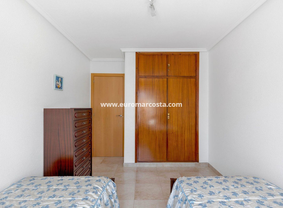 Venta - Apartamento / piso - Torrevieja - TORREVIEJA