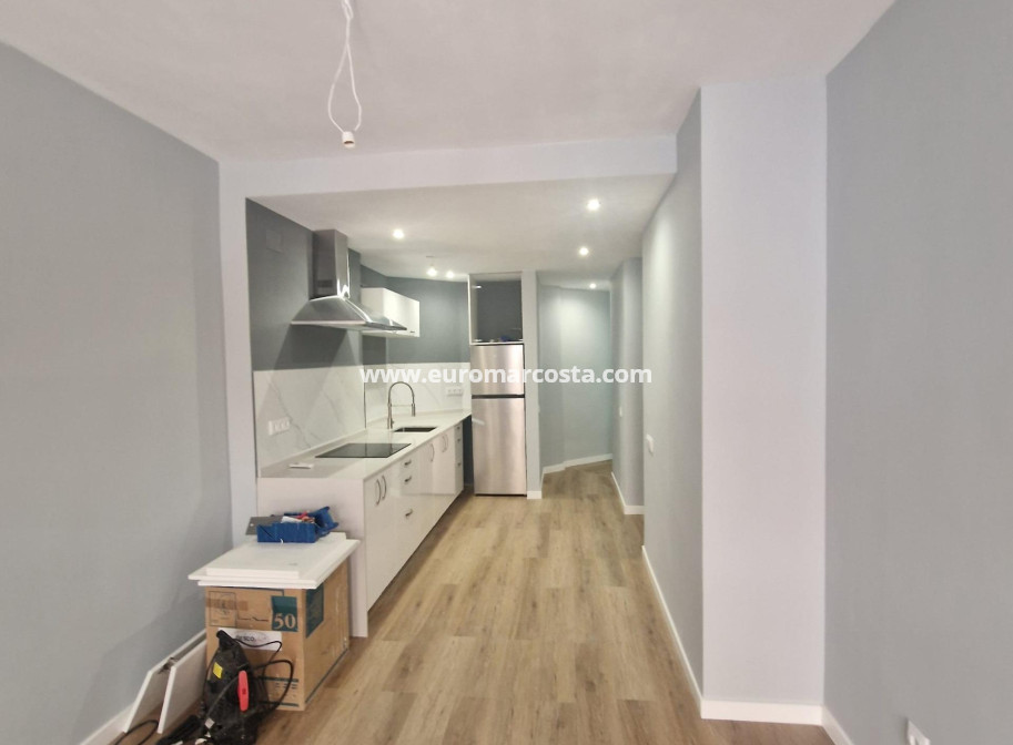 Sale - Apartment / flat - Torrevieja - La Mata