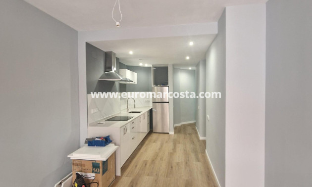 Sale - Apartment / flat - Torrevieja - La Mata