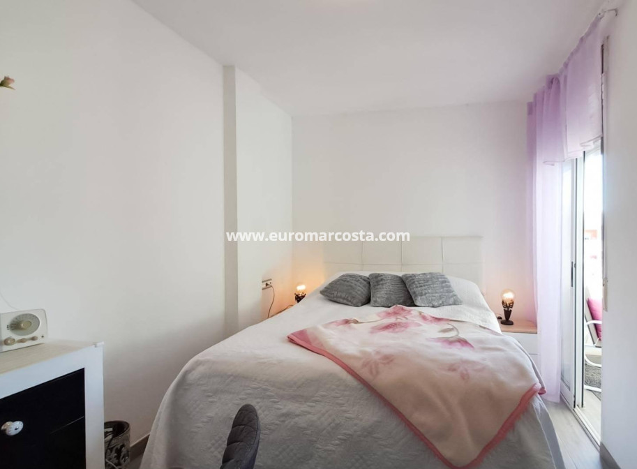 Sale - Penthouse - Almoradi - Centro urbano 2