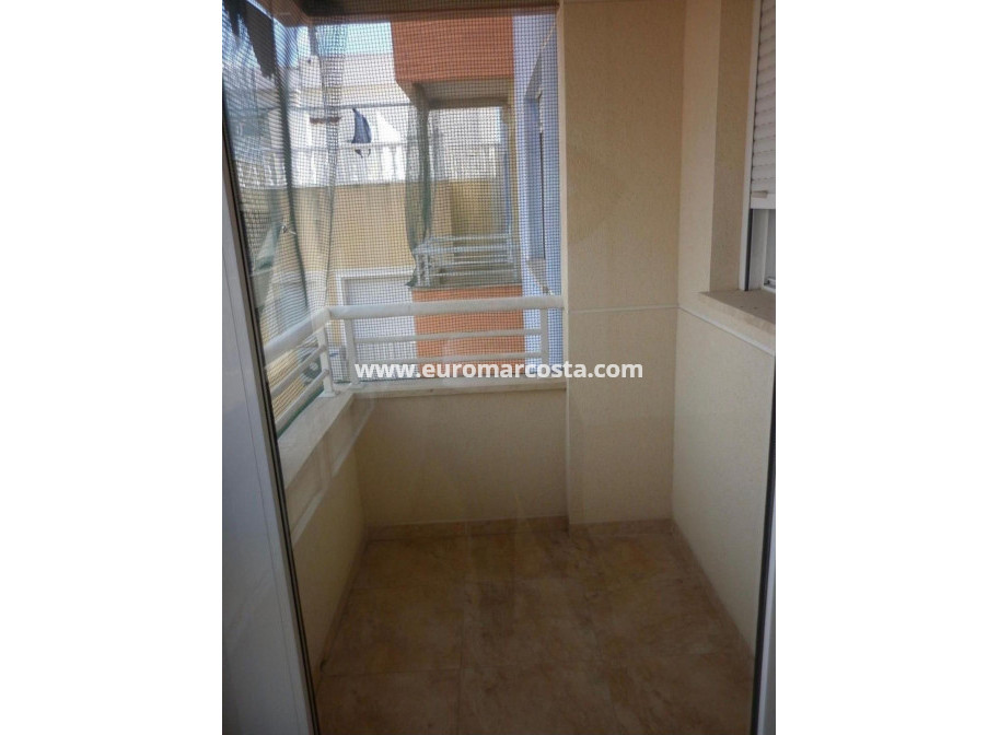 Sale - Apartment / flat - La marina - La Marina