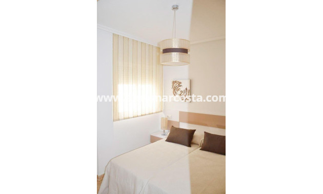 Sale - Apartment / flat - La marina - La Marina