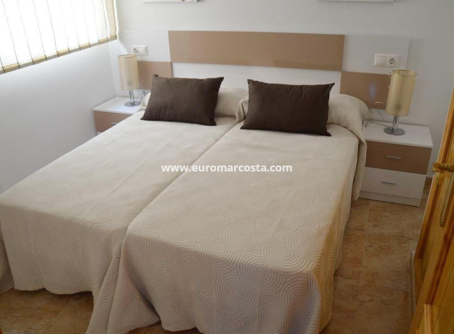 Sale - Apartment / flat - La marina - La Marina