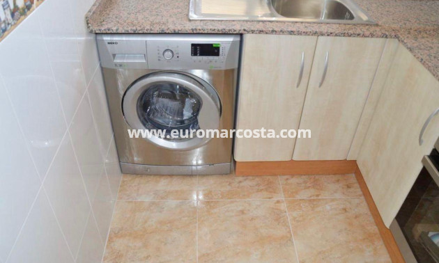 Sale - Apartment / flat - La marina - La Marina