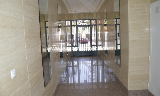 Sale - Apartment / flat - La marina - La Marina
