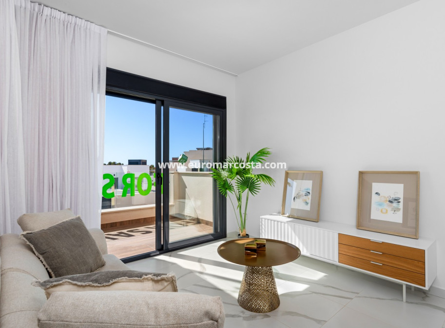 Nueva construcción  - Bungalow - San Miguel de Salinas